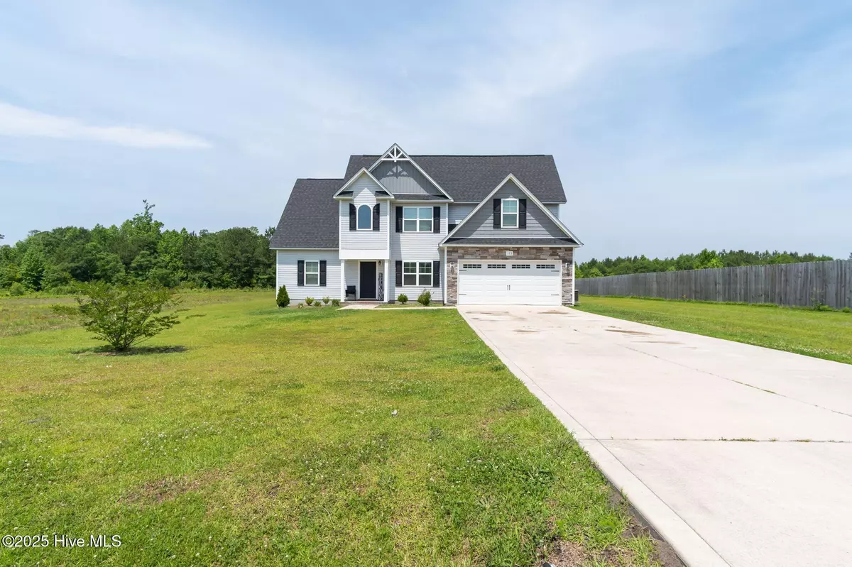 Richlands, NC 28574,103 Easton DR