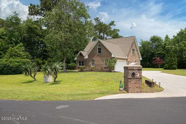 105 Sea Turtle CV, Sneads Ferry, NC 28460