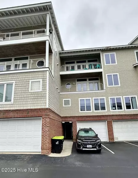 104 S 3rd ST #H2, Morehead City, NC 28557