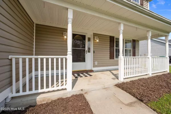 Jacksonville, NC 28540,214 Mahogany DR