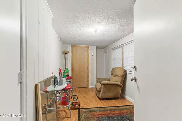 Clinton, NC 28328,480 Five Bridge RD