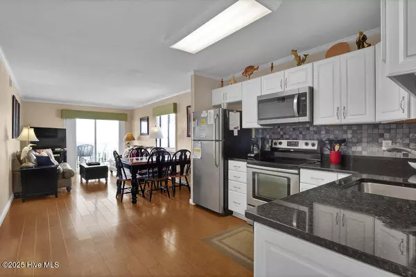 Ocean Isle Beach, NC 28469,101 W First ST #A2