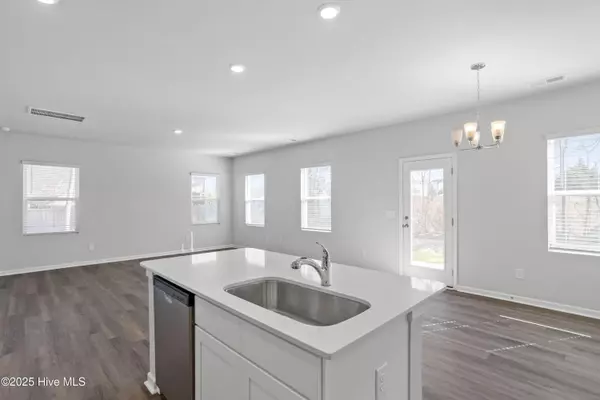 Richlands, NC 28574,158 N Squires Run LN