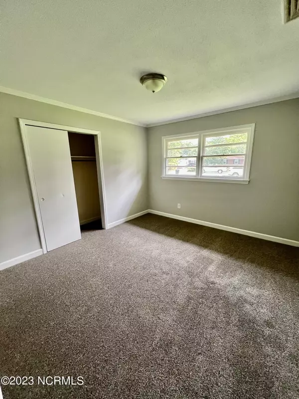 Farmville, NC 27828,4137 Martha LOOP