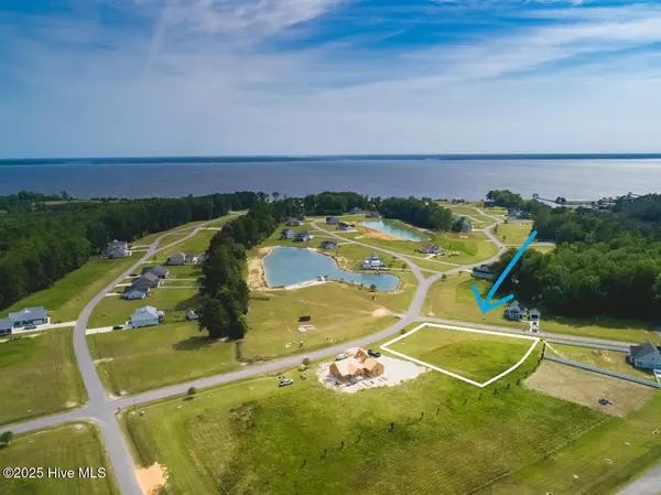 494 W Burton Farm DR, Minnesott Beach, NC 28510