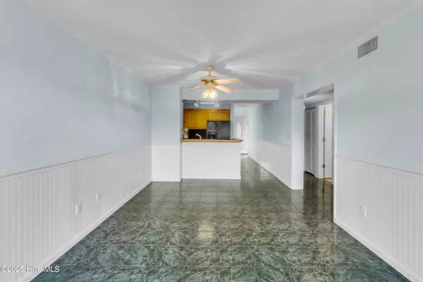 Atlantic Beach, NC 28512,2306 W Fort Macon RD #209 H