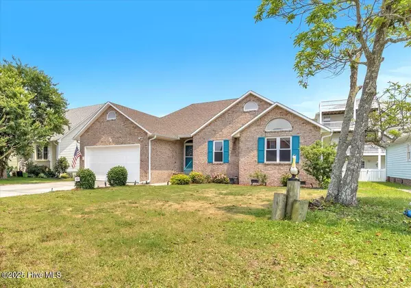 Kure Beach, NC 28449,734 Sloop Pointe LN