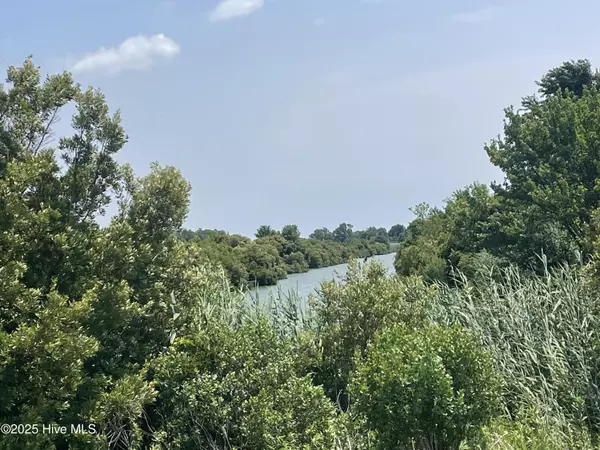 204b Sandpiper DR, Hertford, NC 27944