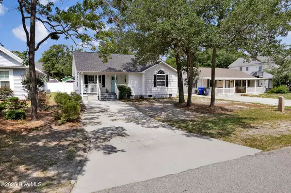 Oak Island, NC 28465,115 NE 29th ST