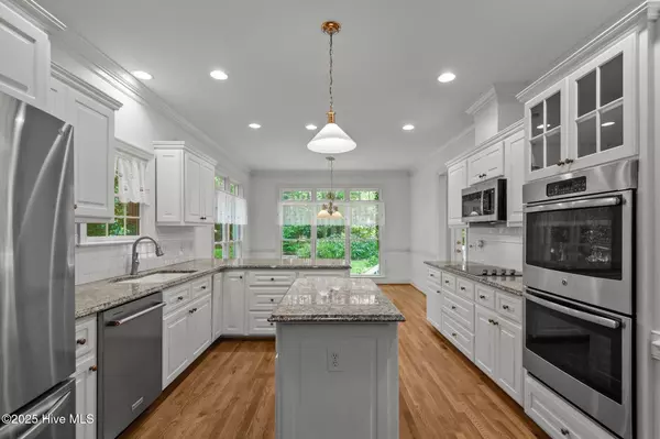 Chocowinity, NC 27817,104 Magothy LN