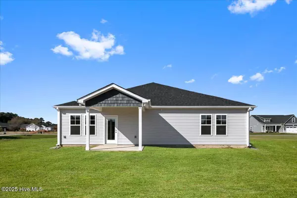 La Grange, NC 28551,104 Hudson Village DR