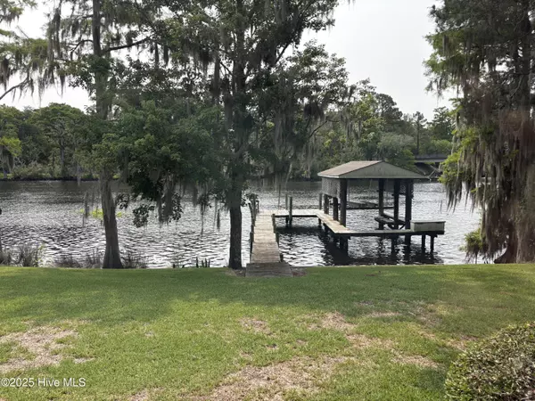 New Bern, NC 28562,1608 Brices Creek RD
