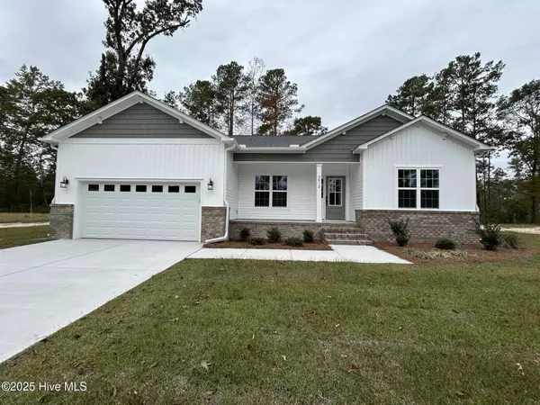 2412 Starling LN, New Bern, NC 28562