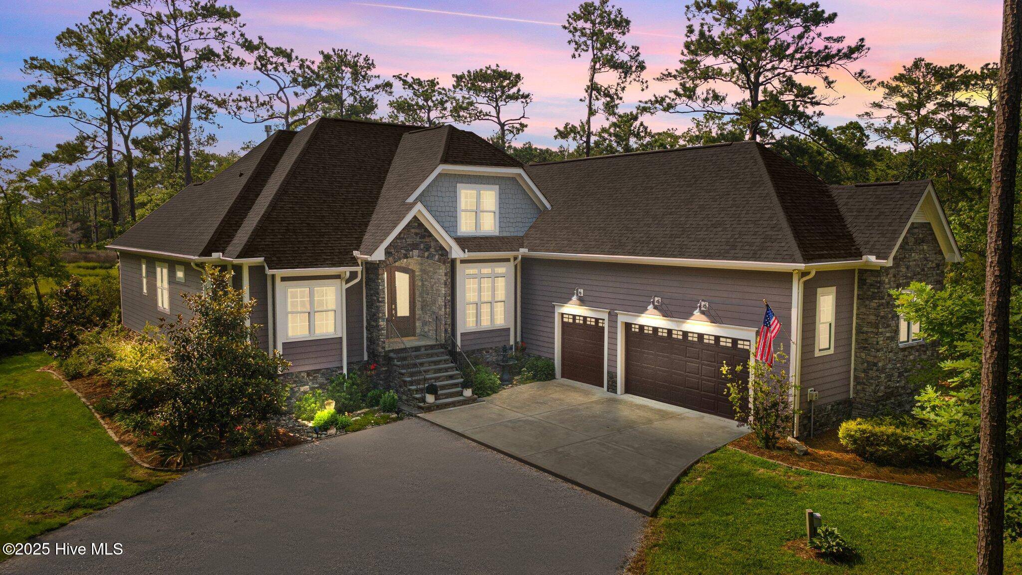 164 Cape Hatteras PT, Oriental, NC 28571