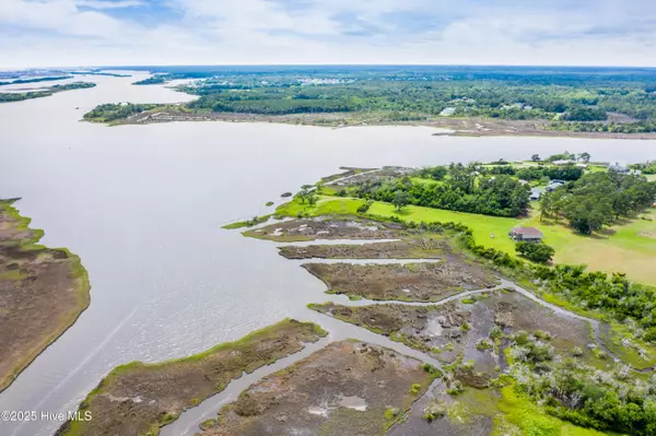 Sneads Ferry, NC 28460,301 Intracoastal CT