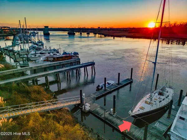 Wilmington, NC 28401,1701 N Jel Wade DR #H