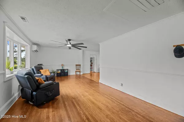 New Bern, NC 28560,221 Blueberry LN
