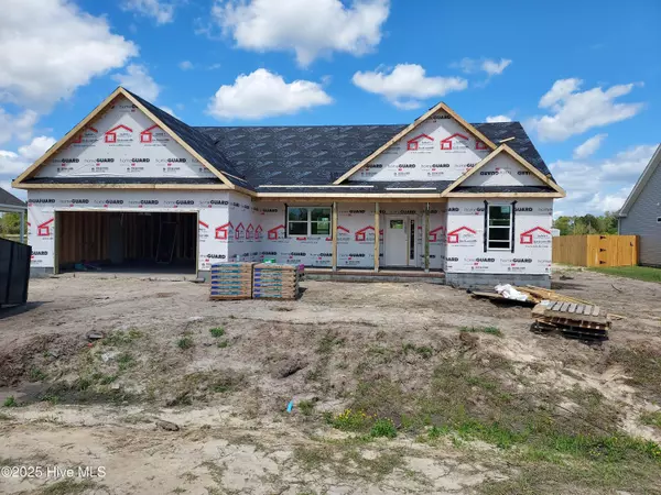 657 Bright Harvest DR, Maysville, NC 28555