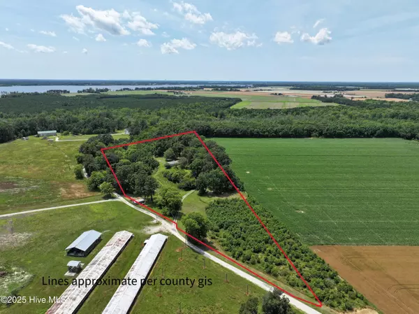 Hertford, NC 27944,232 Shipyard RD