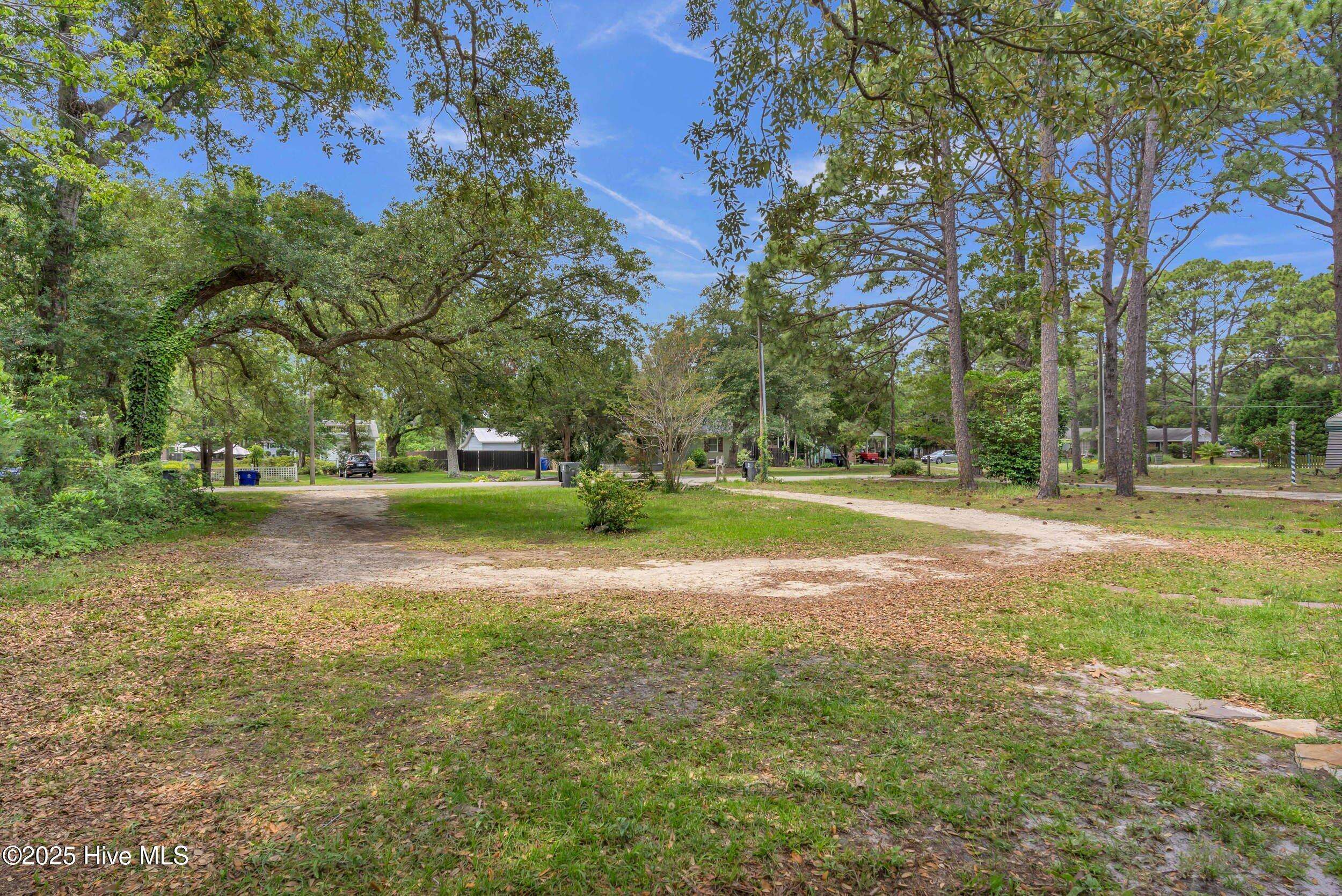 Southport, NC 28461,214 Frink DR