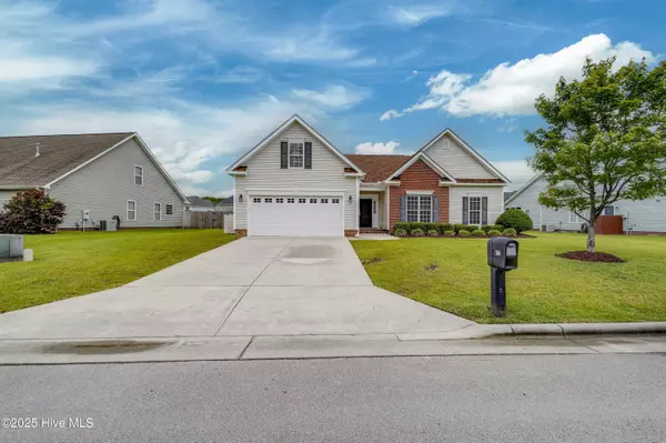 New Bern, NC 28560,304 Palisades WAY