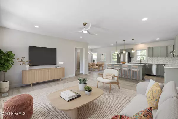 Hampstead, NC 28443,109 Inlet CT