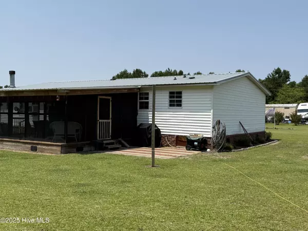 Clinton, NC 28328,504 Dark Horse LN