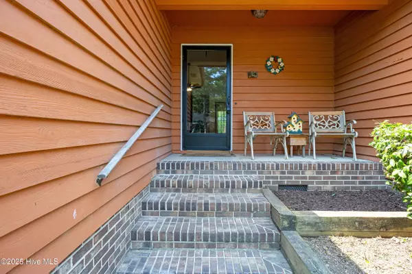 Camden, NC 27921,120 Pine ST