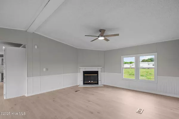 La Grange, NC 28551,89 Winding LN