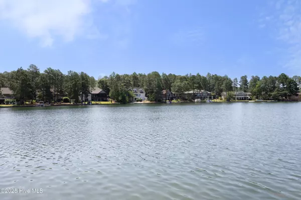 West End, NC 27376,467 Longleaf DR
