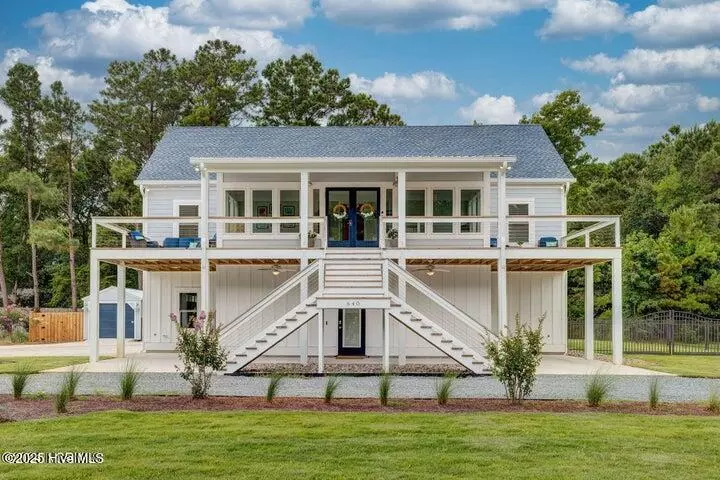 640 Avila DR, Hampstead, NC 28443