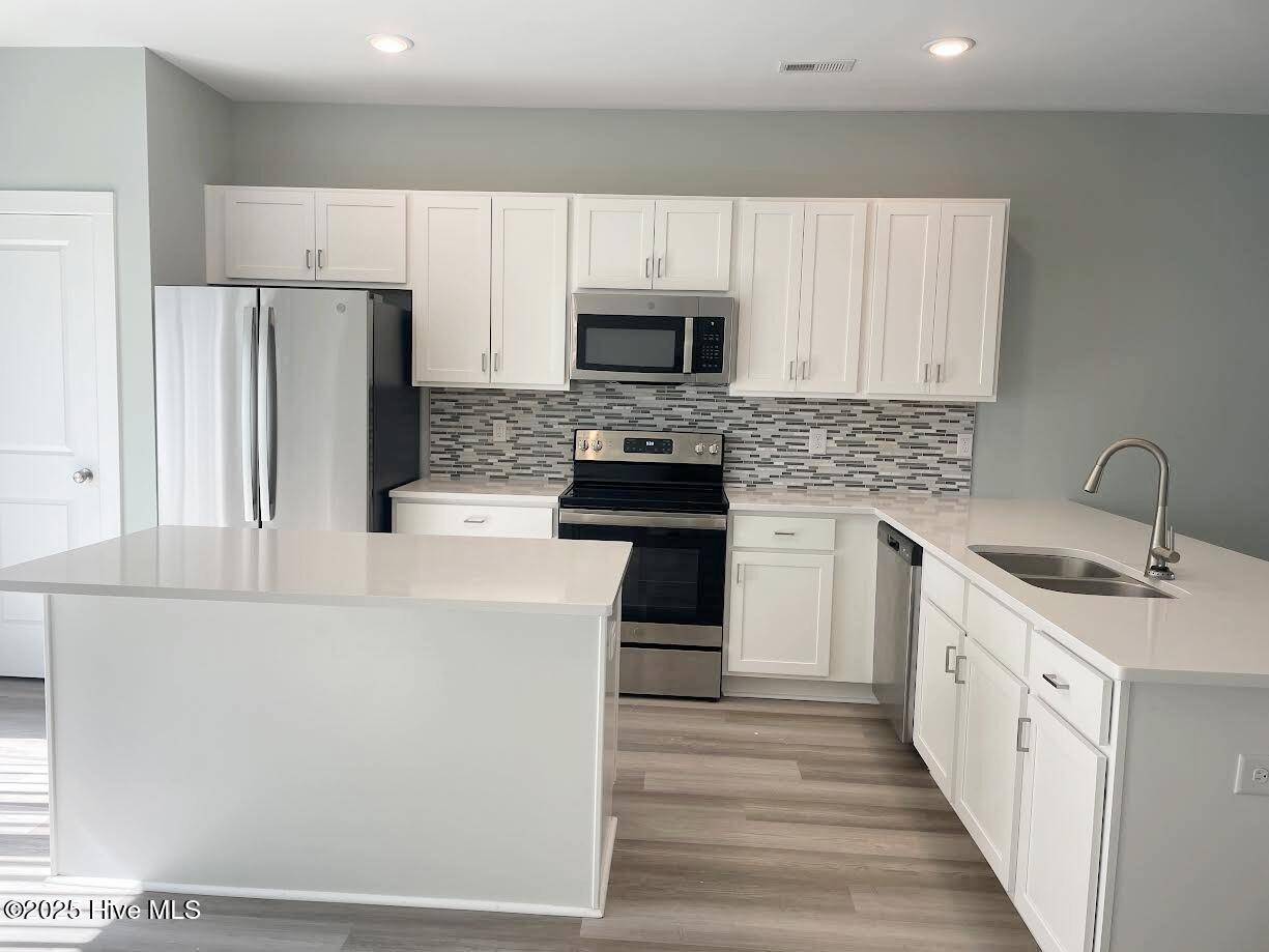 Sneads Ferry, NC 28460,332 Starfish LN
