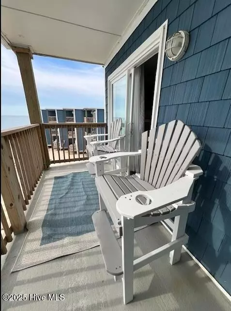 North Topsail Beach, NC 28460,2182 New River Inlet RD #378