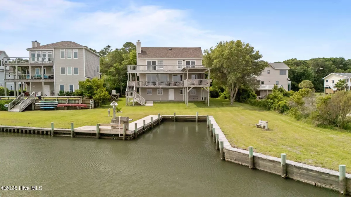 Emerald Isle, NC 28594,5314 Bogue Sound DR
