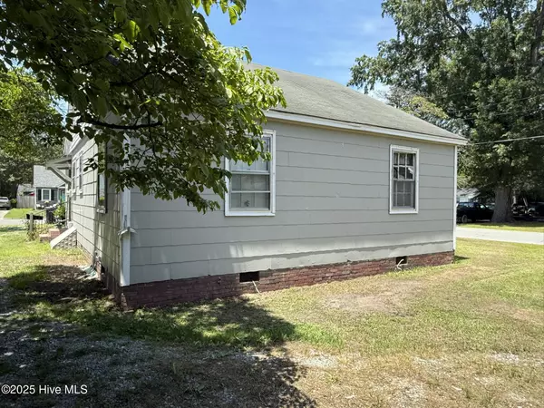 Goldsboro, NC 27530,810 N Pineview AVE