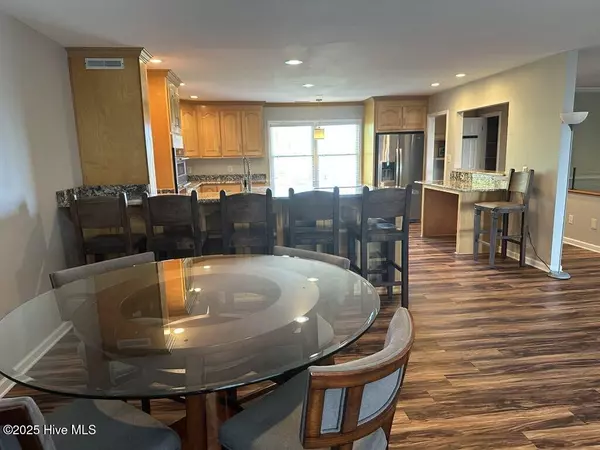 Emerald Isle, NC 28594,5901 Mclean ST