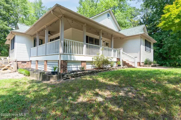 204 Juanita LN, New Bern, NC 28560