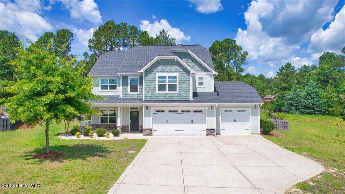 107 Meadowview PL, Whispering Pines, NC 28327