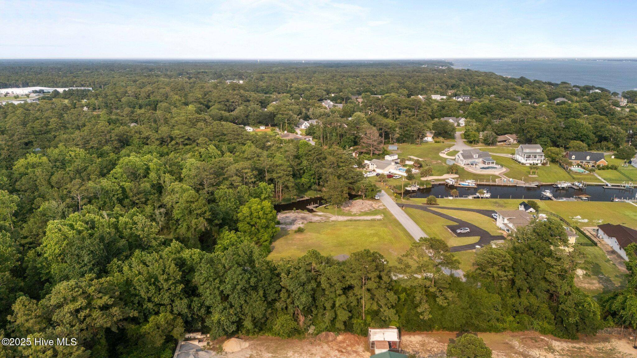 Newport, NC 28570,304 Brook LN