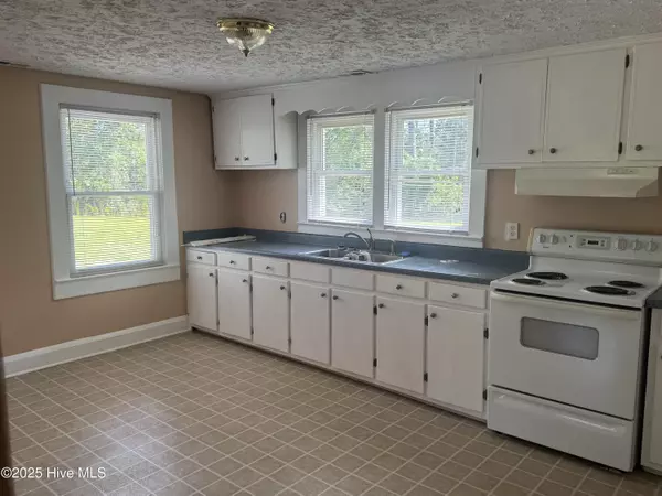 Rockingham, NC 28379,402 Pistol Ridge RD