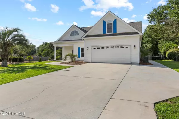 Sneads Ferry, NC 28460,1 Bay DR