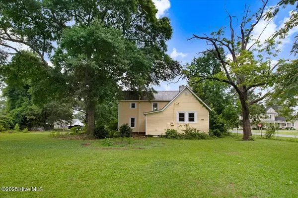 Fremont, NC 27830,105 W Wayne ST