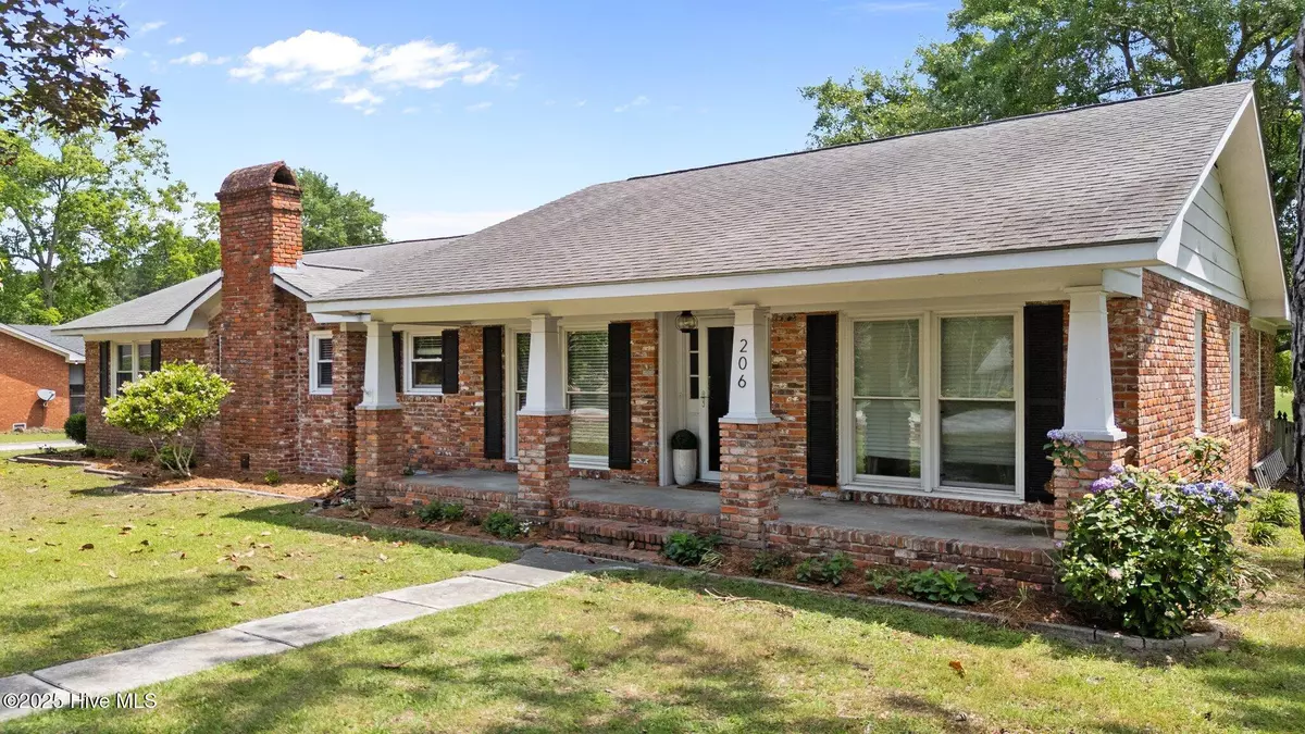 New Bern, NC 28562,206 Brentwood CT