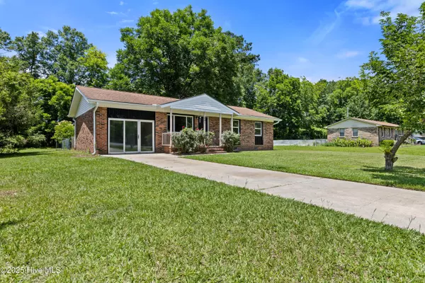 Jacksonville, NC 28540,201 Kenwood DR