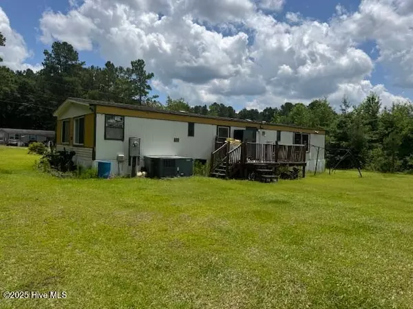 Hamlet, NC 28345,116 Oakleaf DR