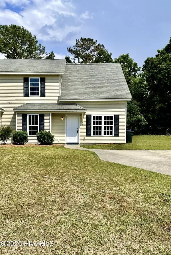 1139 Brownlea DR #B, Greenville, NC 27858