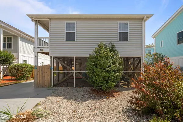 Carolina Beach, NC 28428,415 Greenville AVE #Unit A