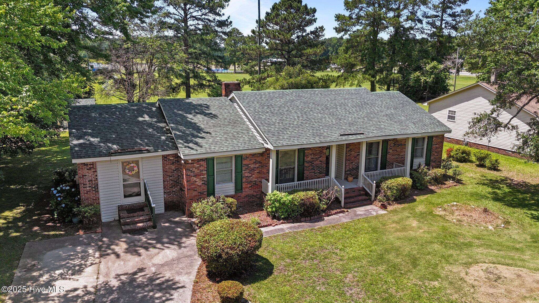 Greenville, NC 27834,214 Allendale DR