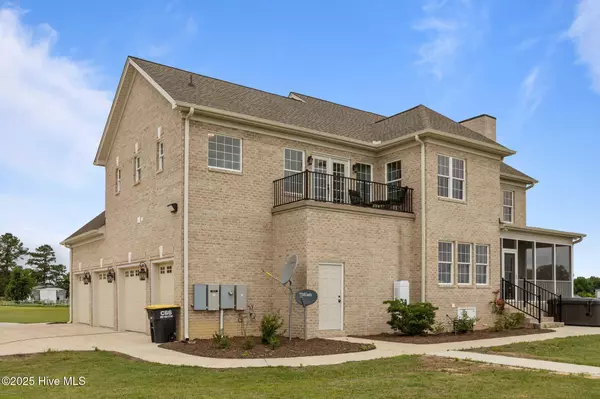 Ayden, NC 28513,7145 Stokestown St Johns RD