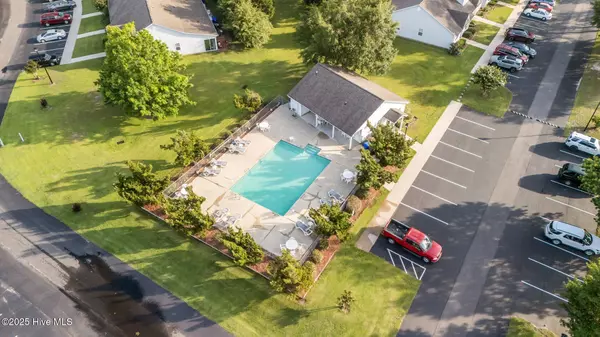 Newport, NC 28570,202 Courtyard W